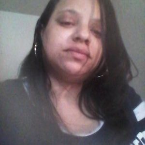 Meet your Posher, Seneida